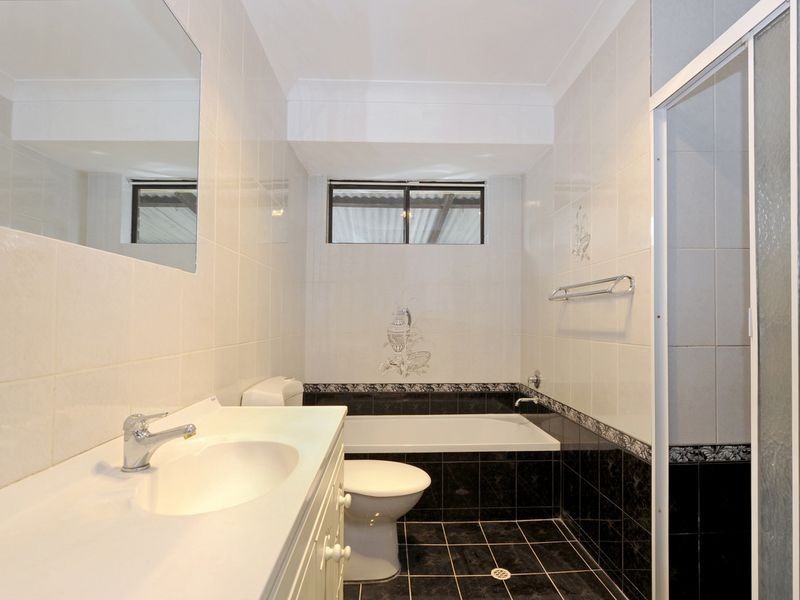 12 Ballard Court, Cooloongup WA 6168