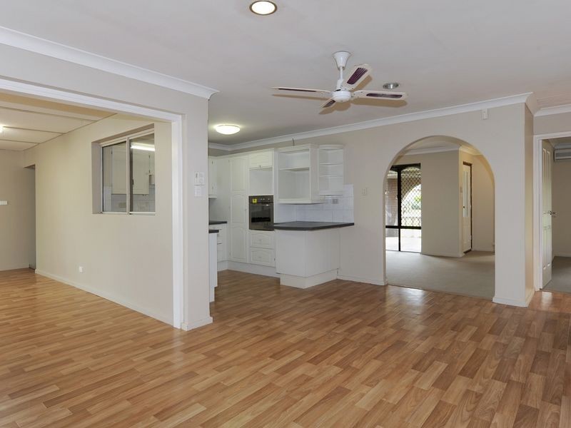 12 Ballard Court, Cooloongup WA 6168