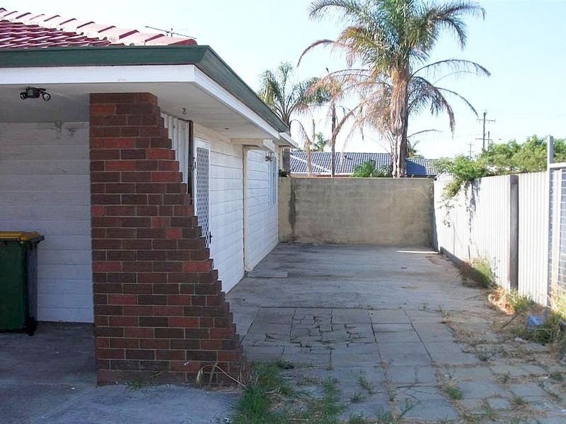 12 Ballard Court, Cooloongup WA 6168