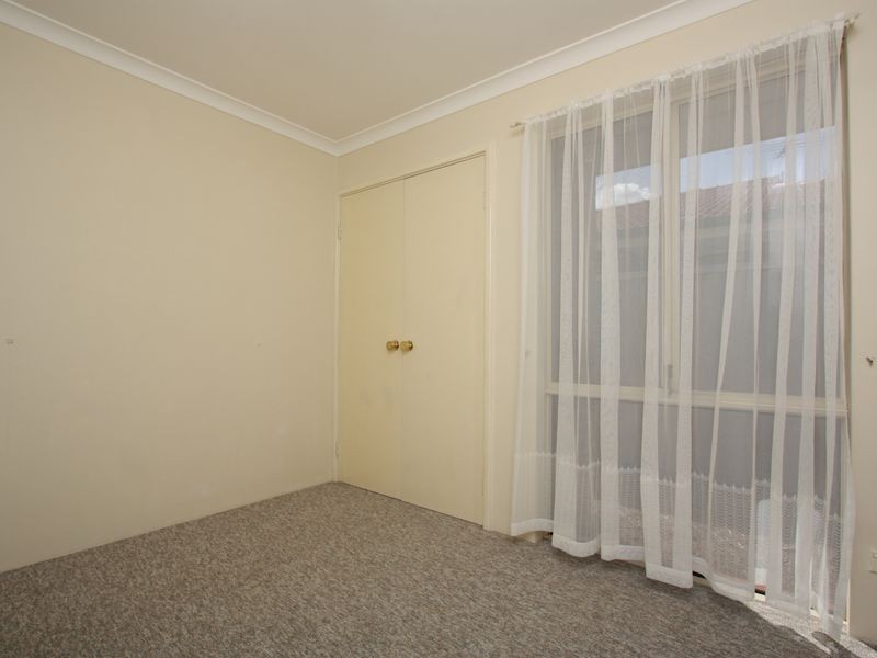 5 Manila Place, Warnbro WA 6169