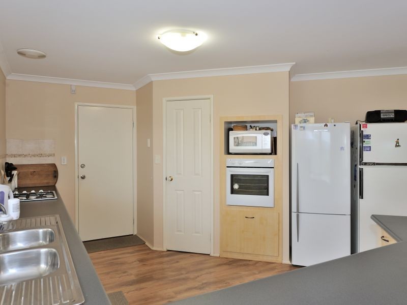 7 Ashland Crescent, Port Kennedy WA 6172