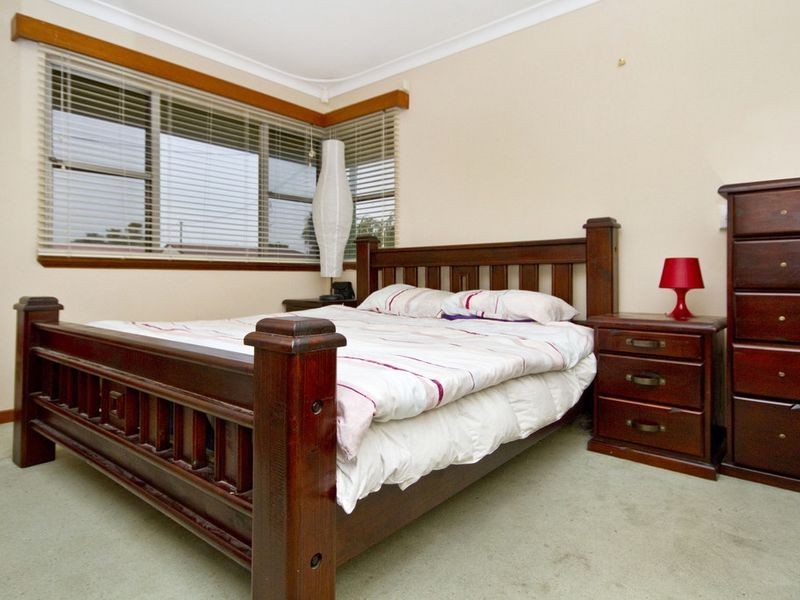 16 McMahon Street, Rockingham WA 6168