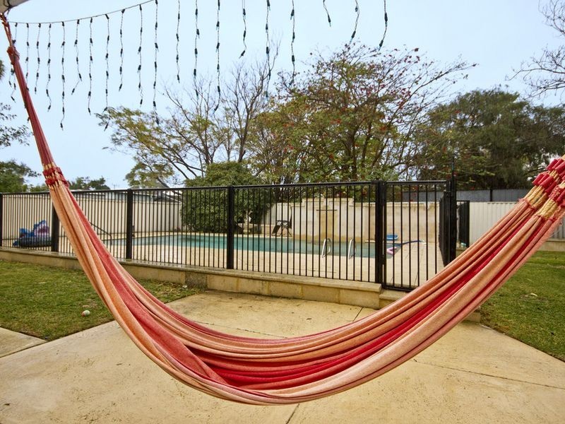 16 McMahon Street, Rockingham WA 6168