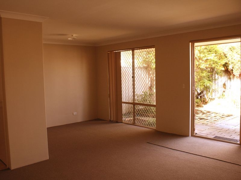 8/14 Hefron Street, Rockingham WA 6168