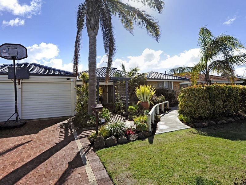 21 Helena Road, Cooloongup WA 6168