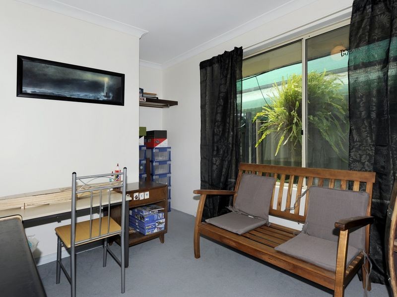 21 Helena Road, Cooloongup WA 6168