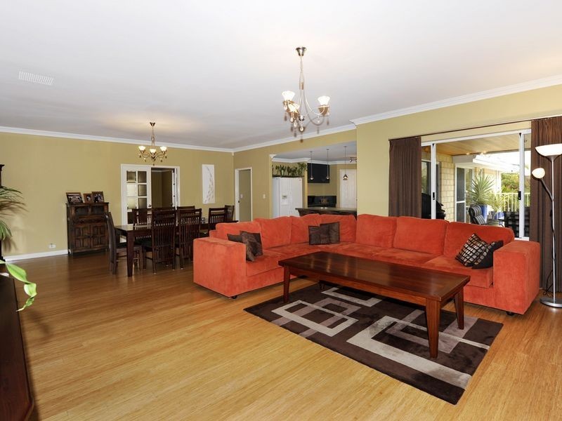 10 Waring Heights, Baldivis WA 6171