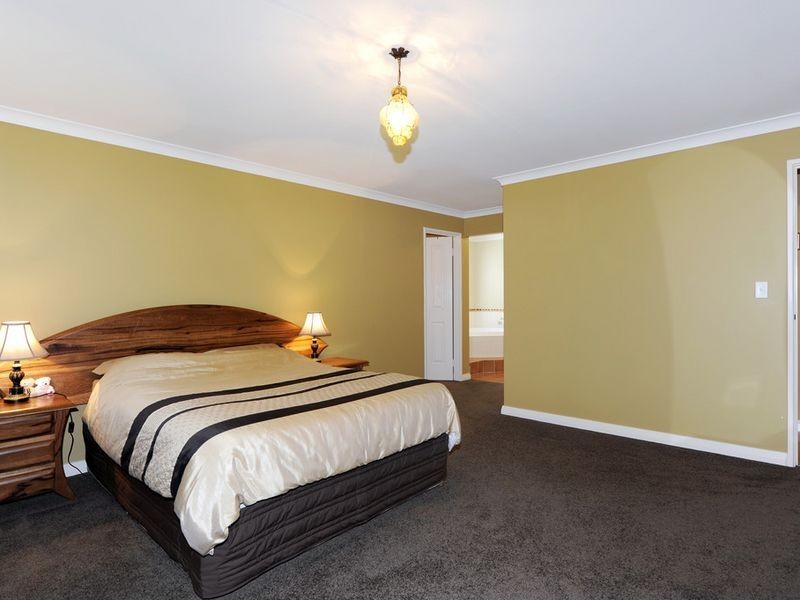 10 Waring Heights, Baldivis WA 6171