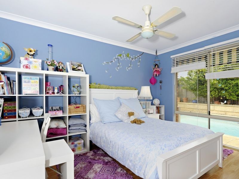 30 Bluefields Parkway, Port Kennedy WA 6172