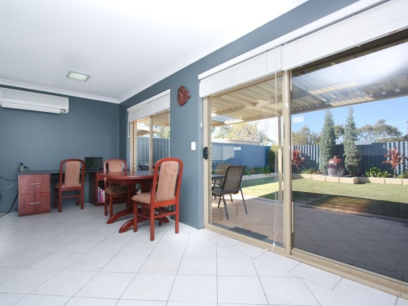 6/5 Merope Close, Rockingham WA 6168