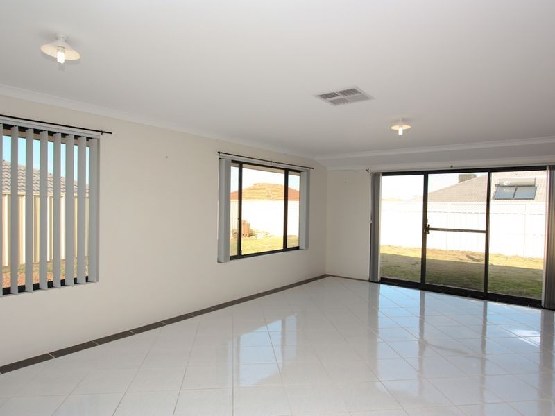 11 Cleland Crescent, Baldivis WA 6171
