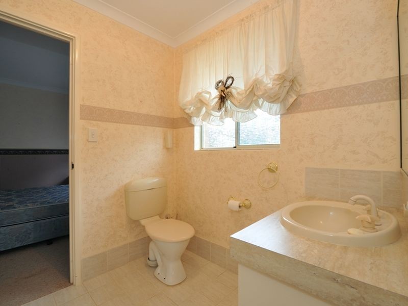 7 McGuire Mews, Rockingham WA 6168