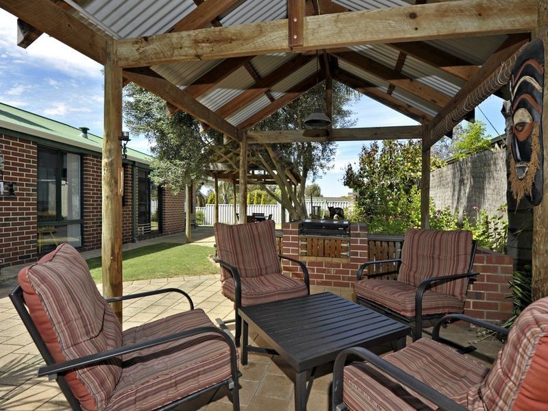 6 Huxtable Terrace, Baldivis WA 6171