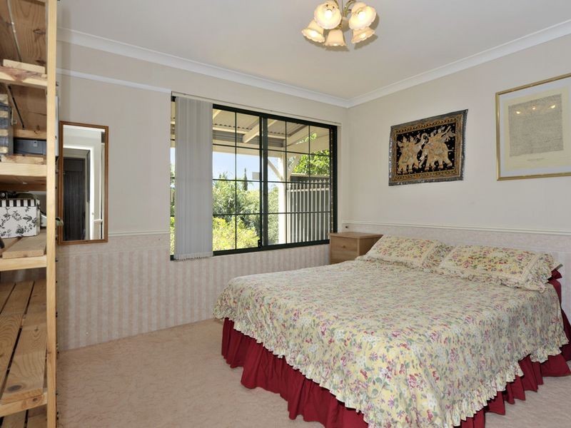 6 Huxtable Terrace, Baldivis WA 6171