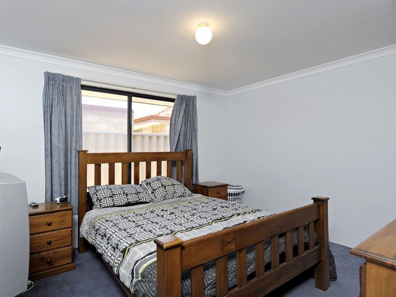 1 Antuka Road, Rockingham WA 6168