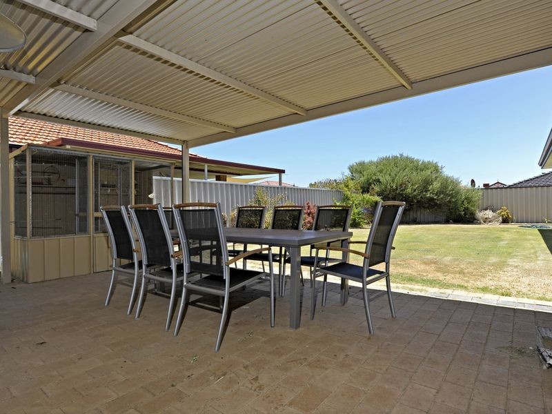 1 Antuka Road, Rockingham WA 6168