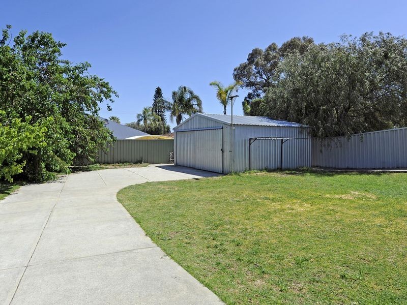 14 Marley Way, Warnbro WA 6169