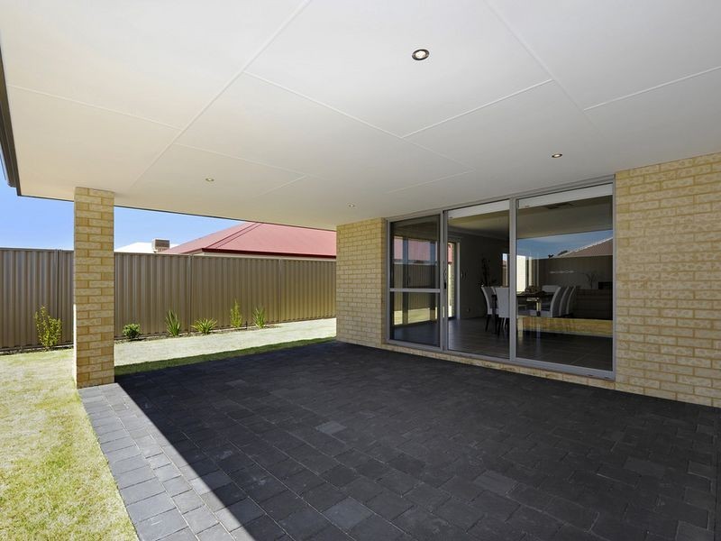 8 Dressage Green, Baldivis WA 6171