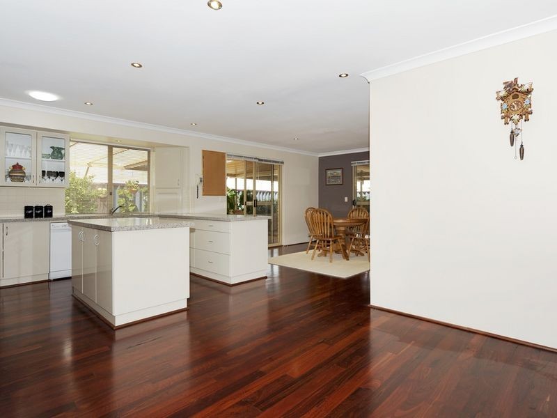 7 Fairway Place, Cooloongup WA 6168