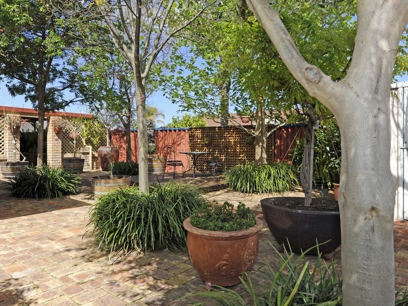 7 Fairway Place, Cooloongup WA 6168