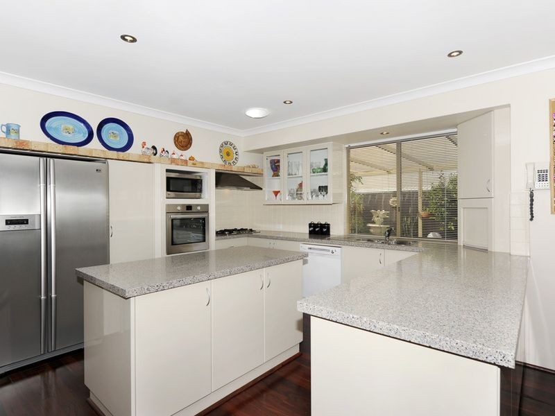 7 Fairway Place, Cooloongup WA 6168