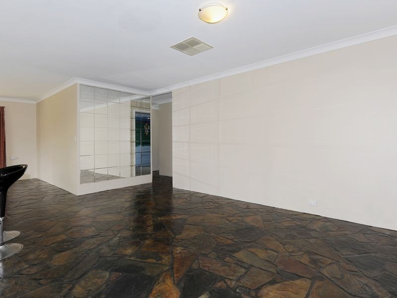 10 Quindalup Court, Hillman WA 6168