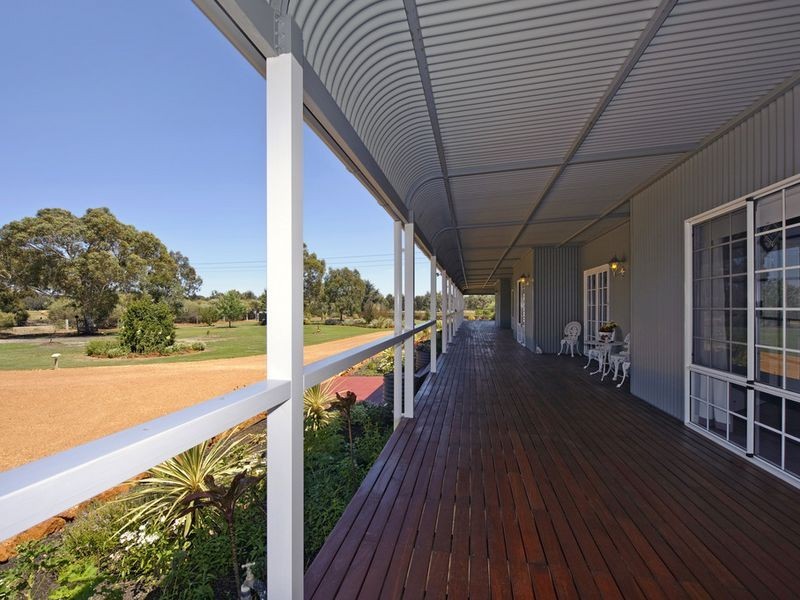 242 Randell Road, Serpentine WA 6125