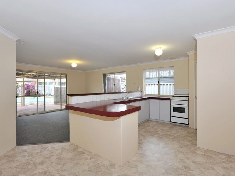 22 Harding Close, Waikiki WA 6169