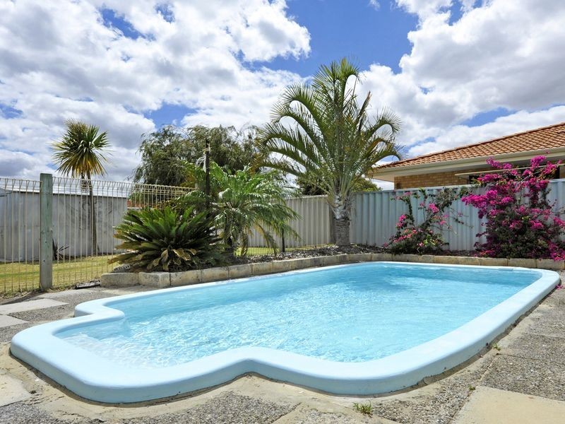 22 Harding Close, Waikiki WA 6169