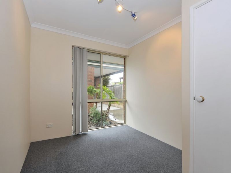 22 Harding Close, Waikiki WA 6169