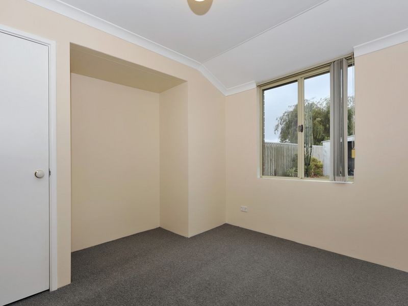 22 Harding Close, Waikiki WA 6169