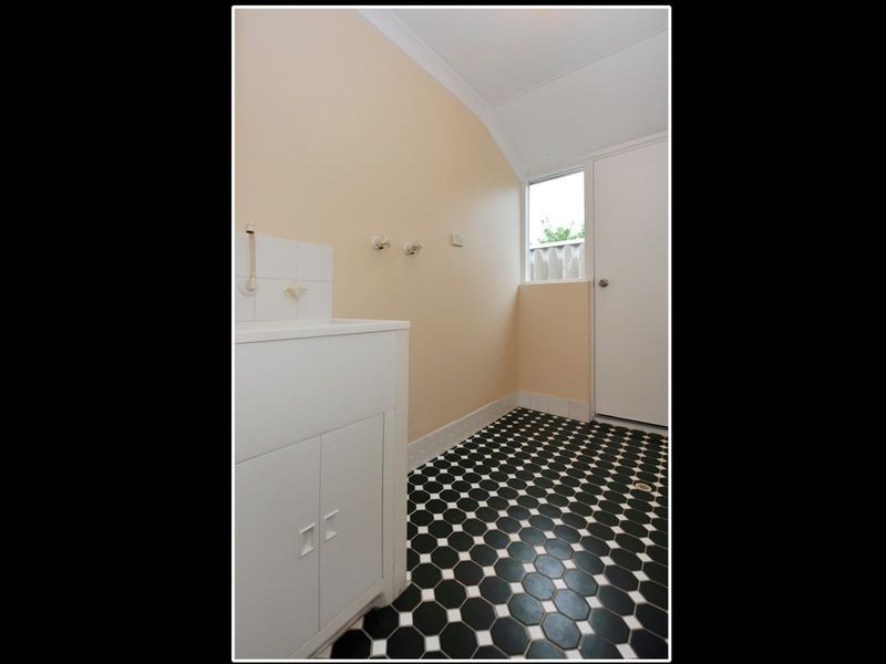 22 Harding Close, Waikiki WA 6169