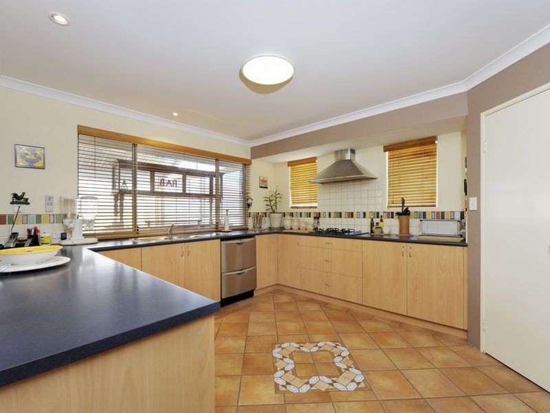 21 Arpenteur Drive, Baldivis WA 6171