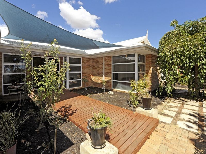 21 Arpenteur Drive, Baldivis WA 6171