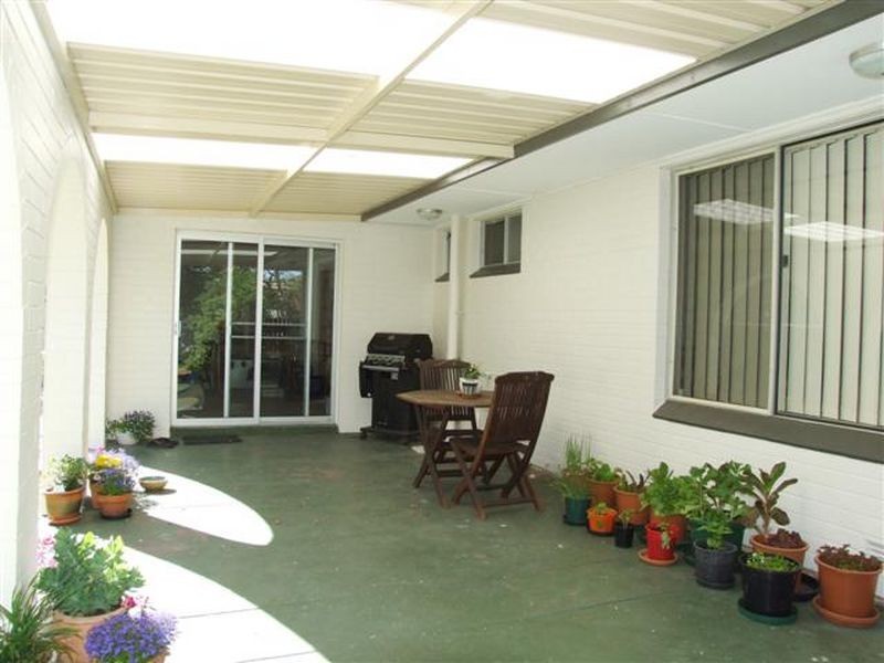 33 Biscayne Street, Safety Bay WA 6169