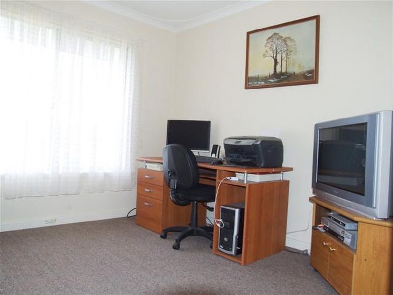 33 Biscayne Street, Safety Bay WA 6169