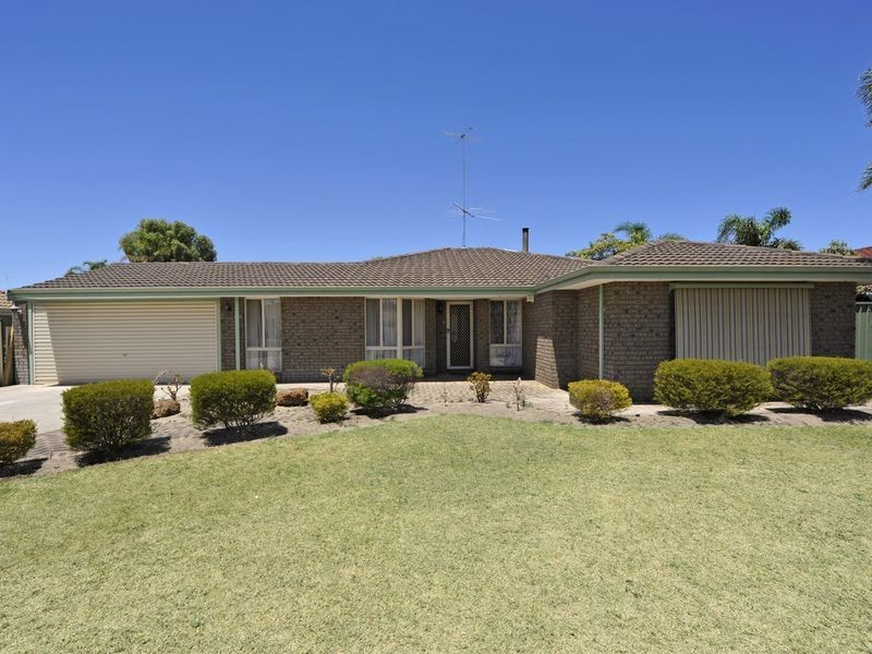 25 Chelmsford Avenue, Port Kennedy WA 6172