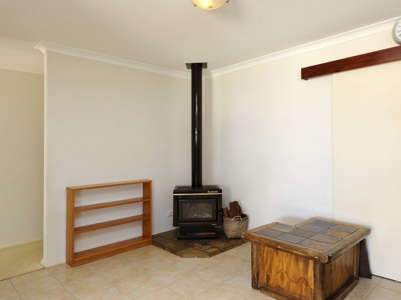 25 Chelmsford Avenue, Port Kennedy WA 6172