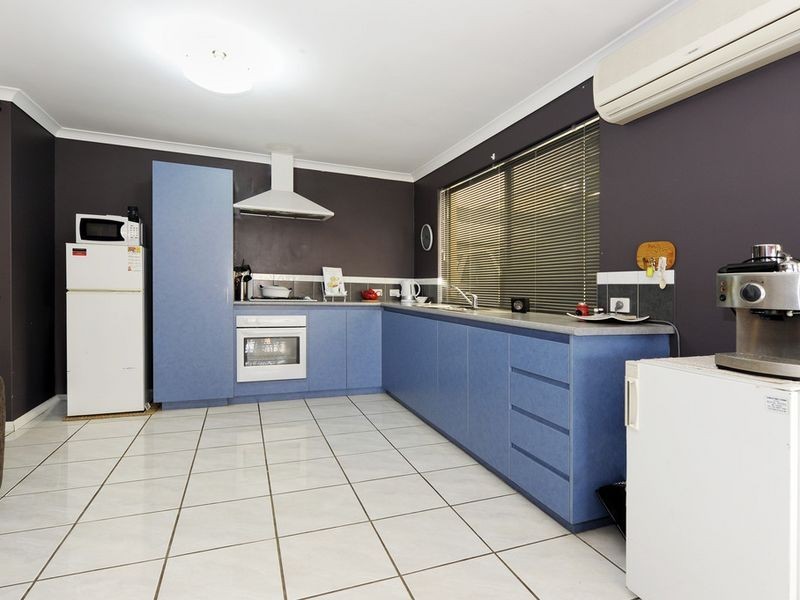 9 Jardine Pass, Bertram WA 6167