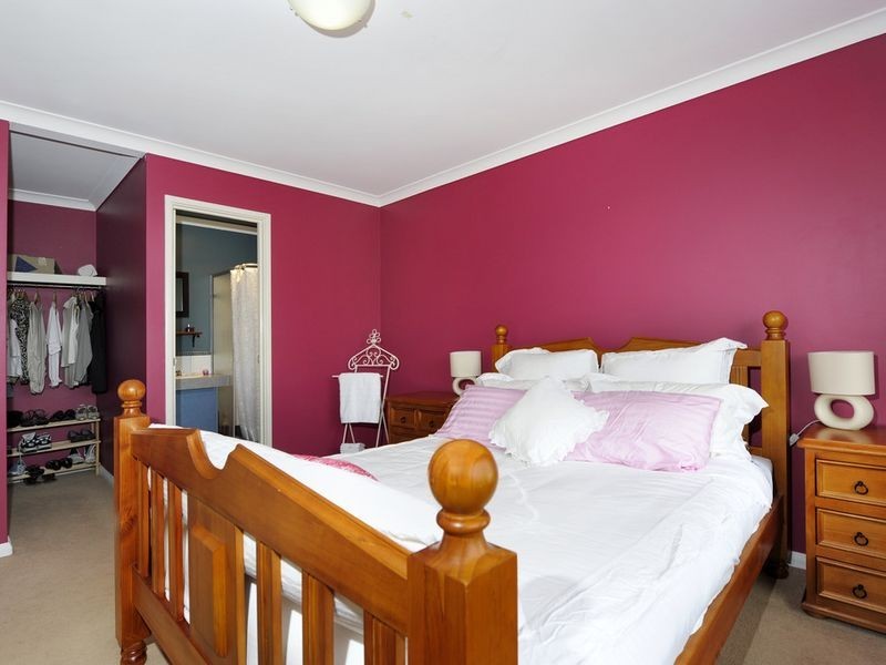9 Jardine Pass, Bertram WA 6167