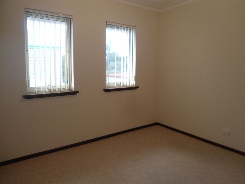 2/67 Harrison Street, Rockingham WA 6168