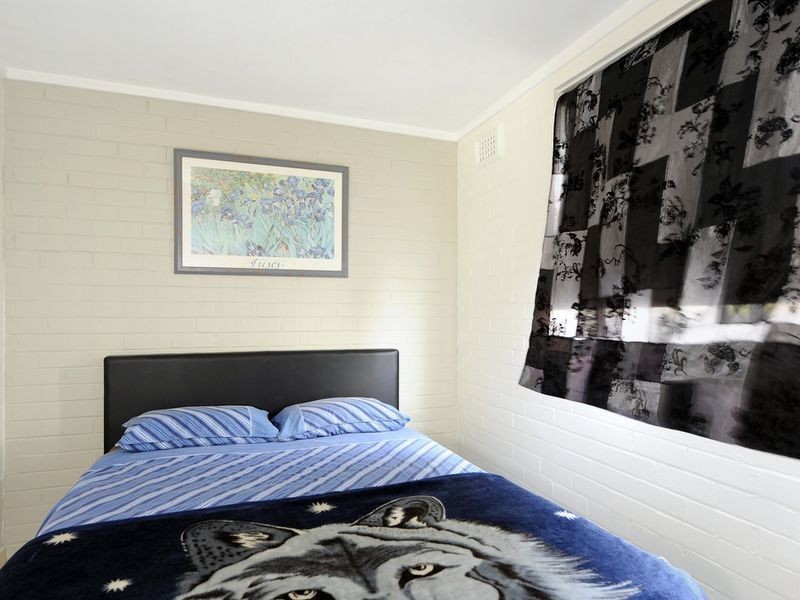 2/45 Parkin Street, Rockingham WA 6168