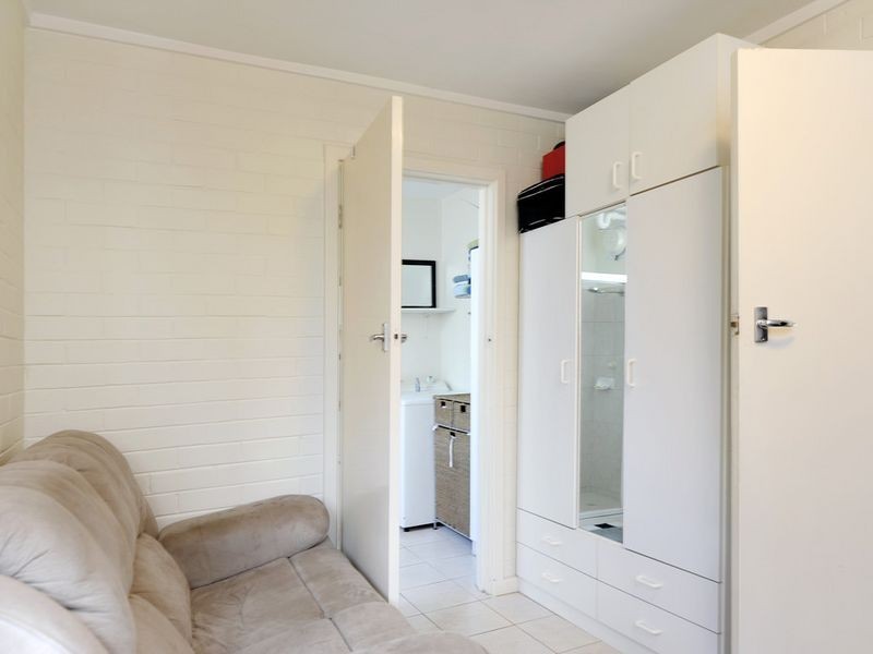 2/45 Parkin Street, Rockingham WA 6168