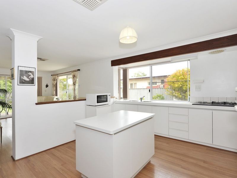 93 Read Street, Rockingham WA 6168