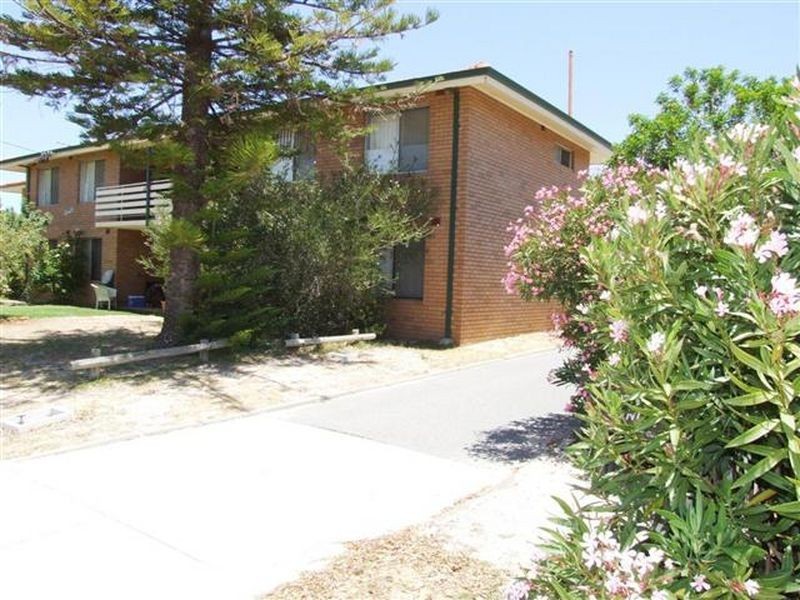 2/33-35 Frederick Street, Shoalwater WA 6169