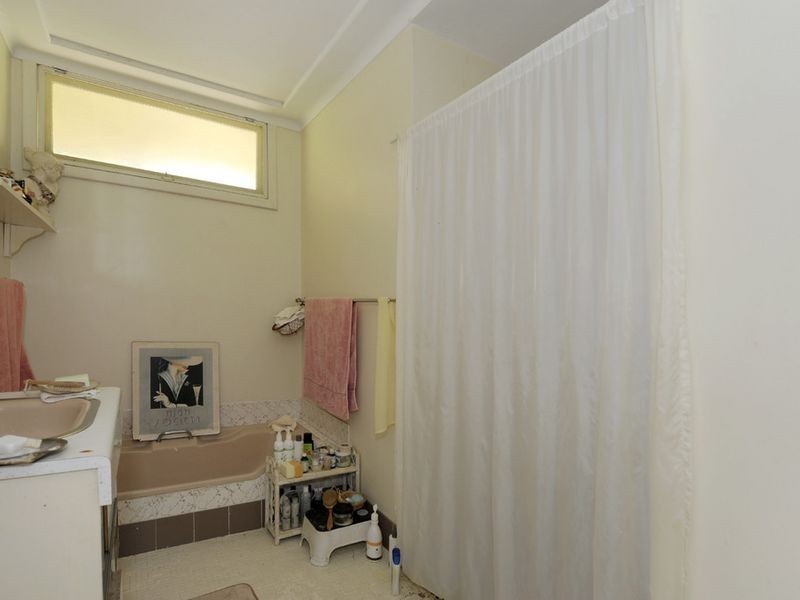 12 Hercules Street, Rockingham WA 6168