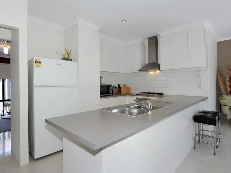 66 Claret Ash Blvd, Baldivis WA 6171