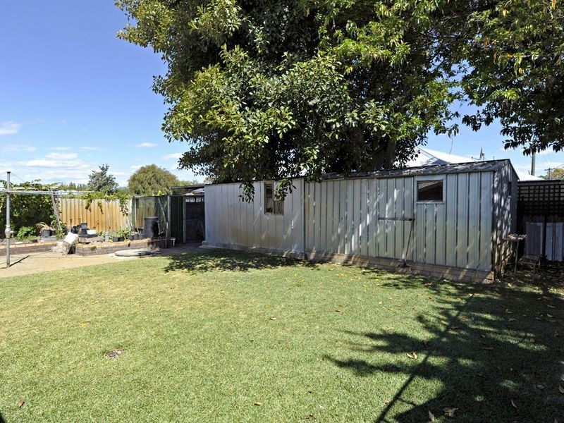 5 Wyola Street, Cooloongup WA 6168