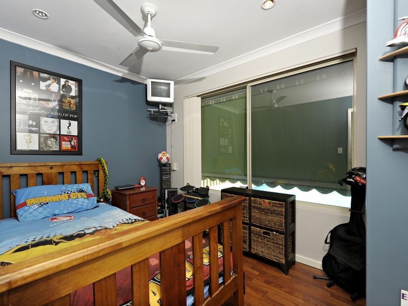 16 Moreton Crescent, Warnbro WA 6169