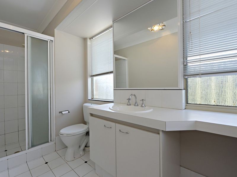 16 Moreton Crescent, Warnbro WA 6169